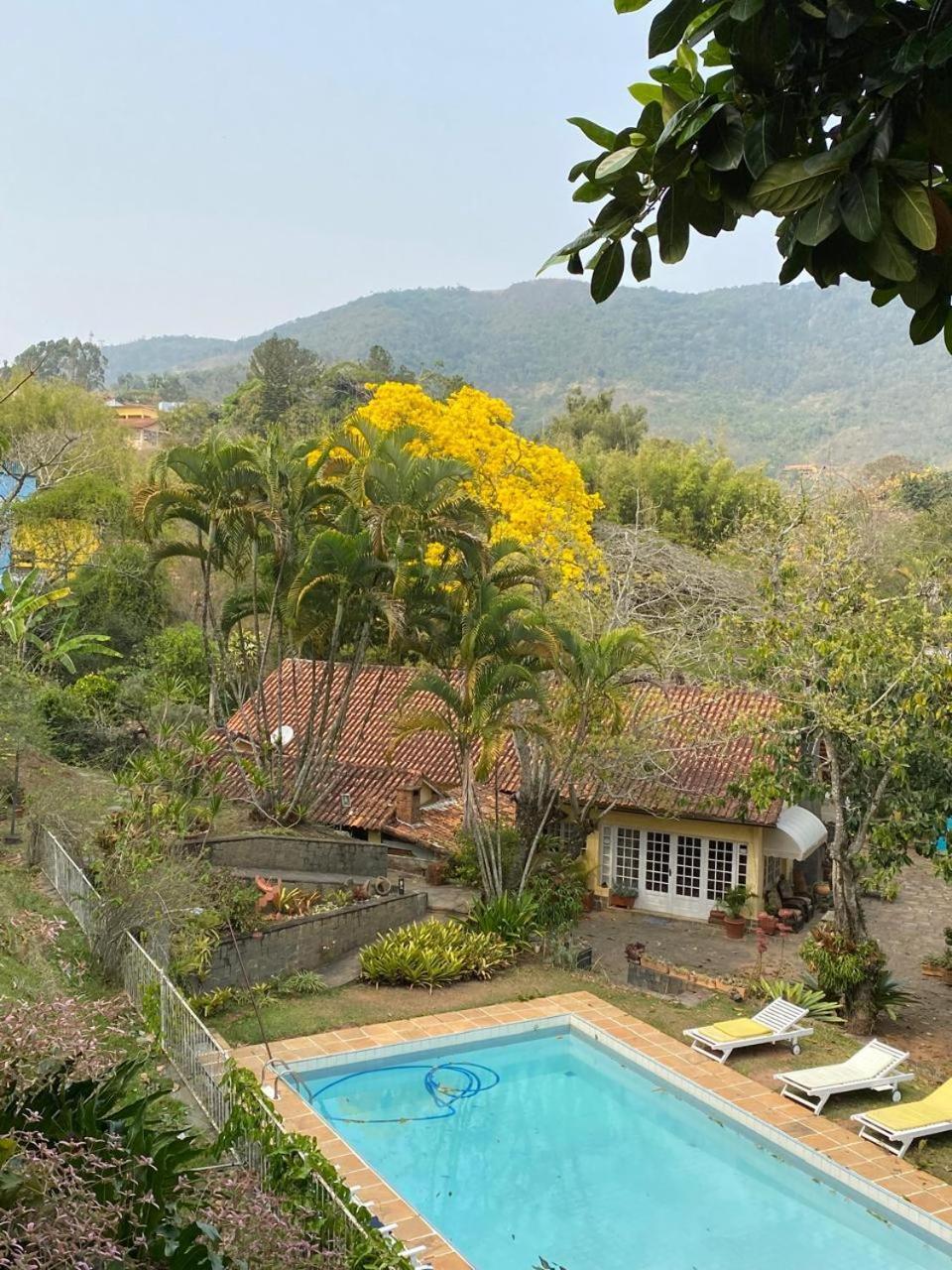 Pousada Casa Do Ipe Amarelo Miguel Pereira Buitenkant foto